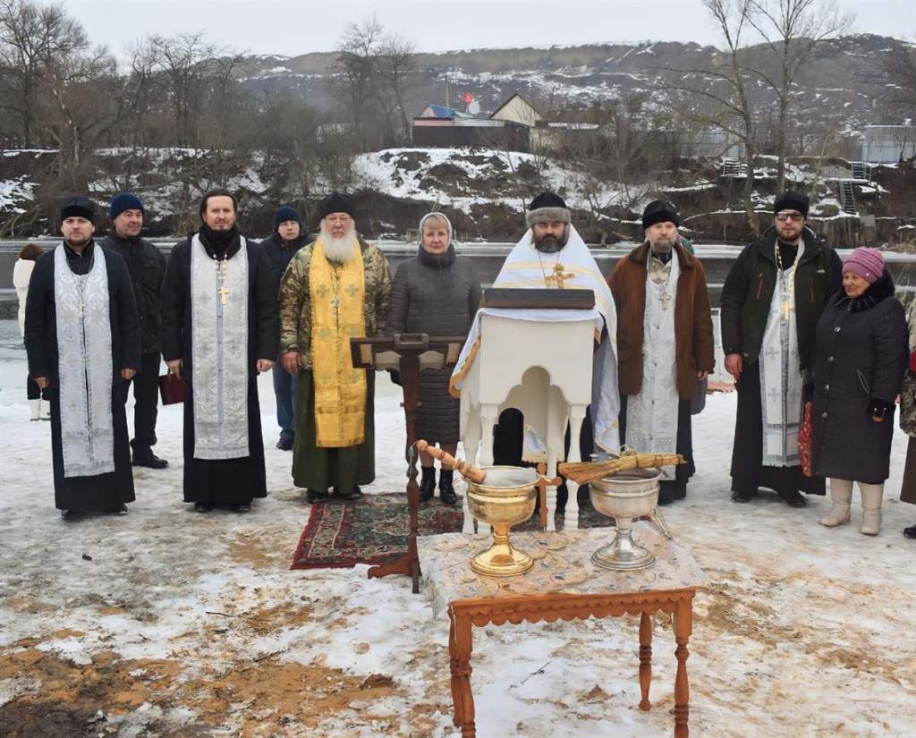 Крещение Господне: богослужения в храмах Белокалитвинского района