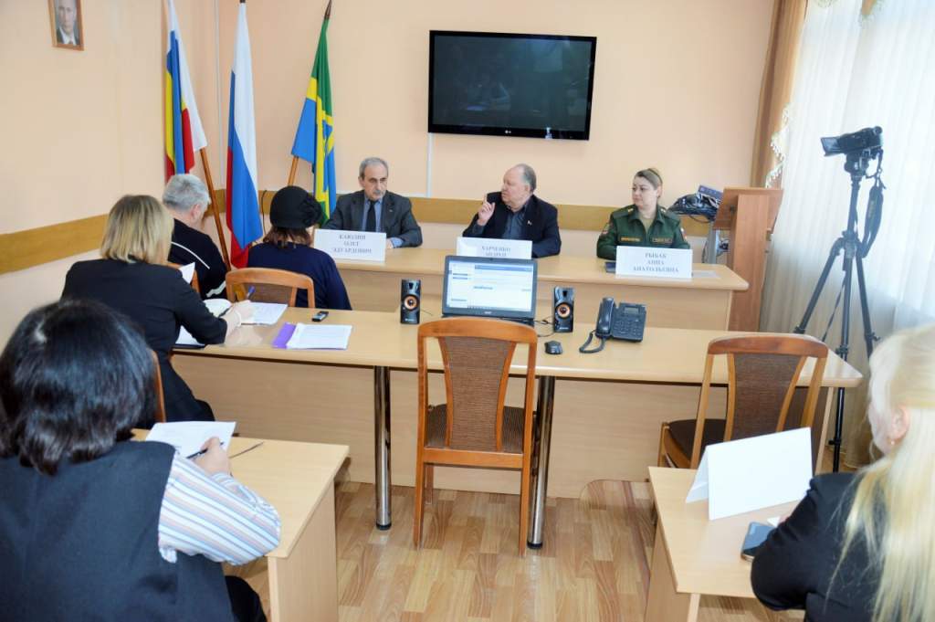 Без бюрократии: Слюсарь поручил отработать все обращения участников СВО, поступивших на общеобластном приеме