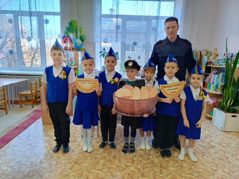 В Белой Калитве прошел волшебный праздник для юных помощников инспекторов движения