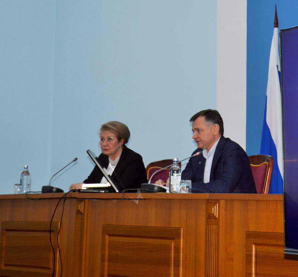 Юрий Слюсарь пообещал жителям Белой Калитвы новый мост