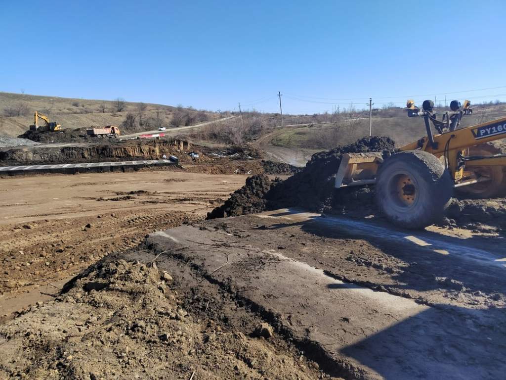 В Белокалитвинском районе ведется капремонт моста