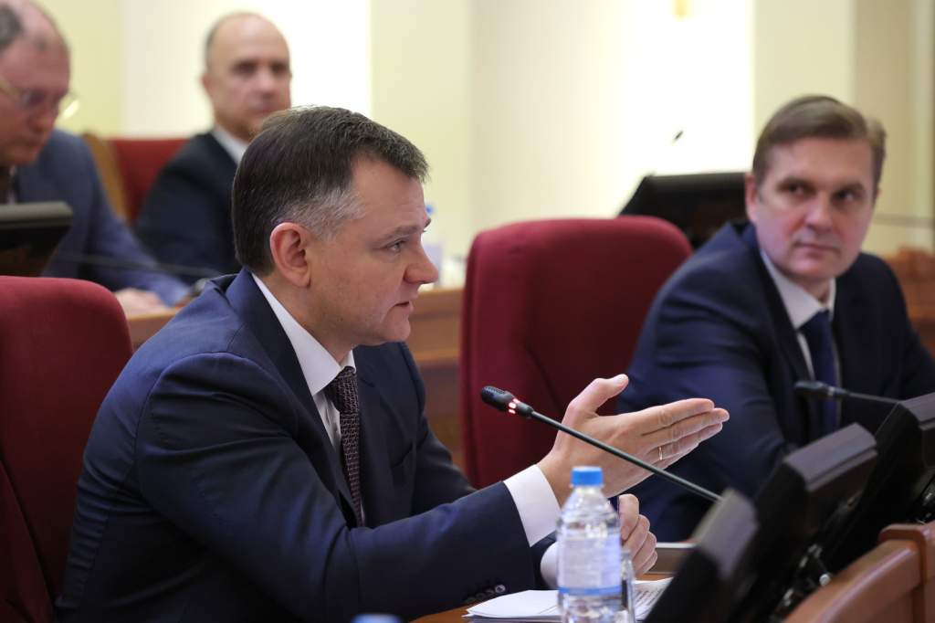 Юрий Слюсарь поручил проверить торговые центры Ростовской области после пожара в «Галерее Астор»