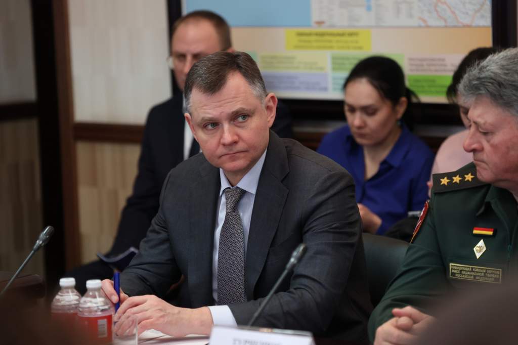 В Ростовской области запланировано докупить 60 комплектов спецтехники для 24 районов