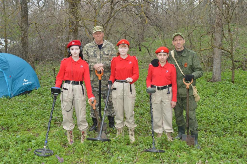 Память о героях жива: в Белокалитвинском районе прошла поисковая экспедиция