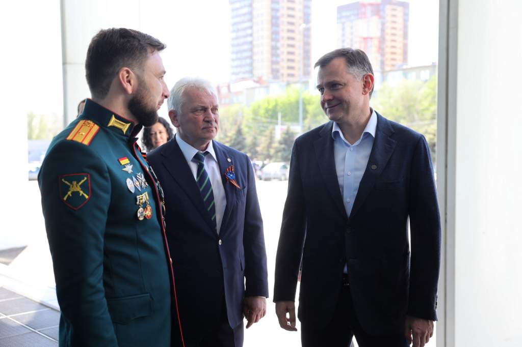 В кадровую программу «Герои Дона» заявились более тысячи ветеранов и участников СВО