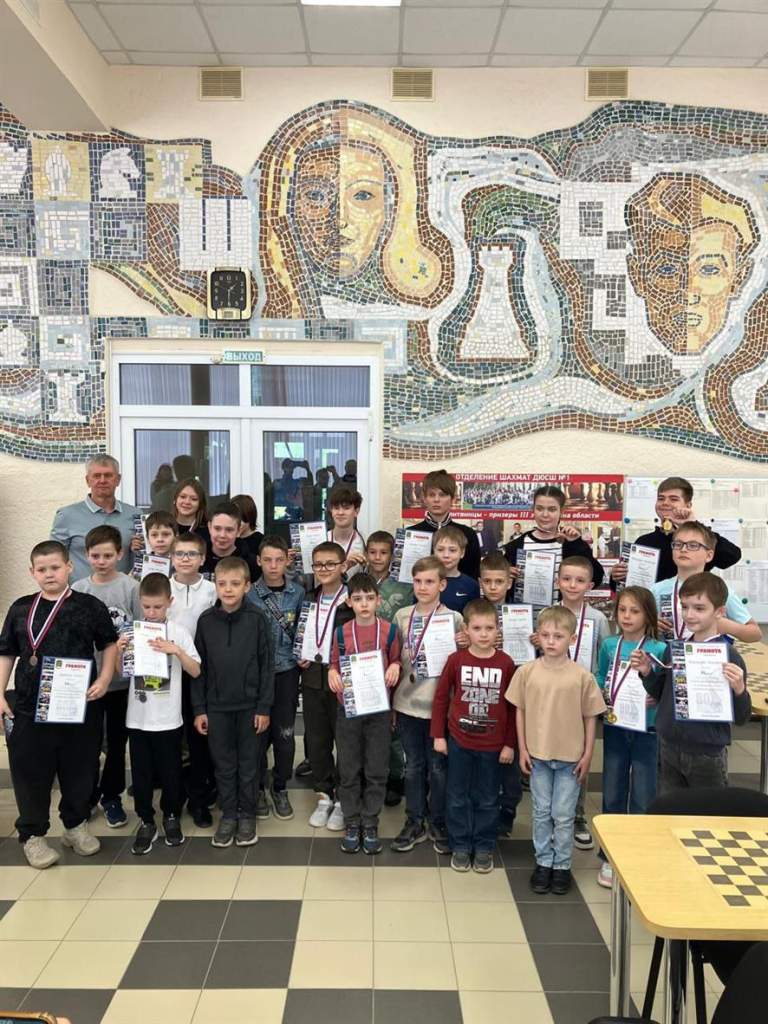 Белая Калитва: шахматный клуб отметил День Победы турнирами