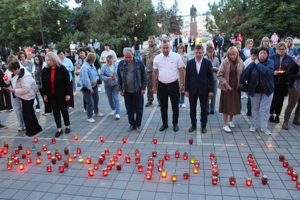 Жители Белой Калитвы присоединились к акции «Свеча памяти» в день начала Великой Отечественной войны