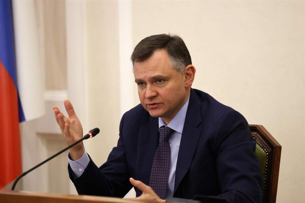 Безопасное лето: Юрий Слюсарь поручил усилить контроль в детских лагерях