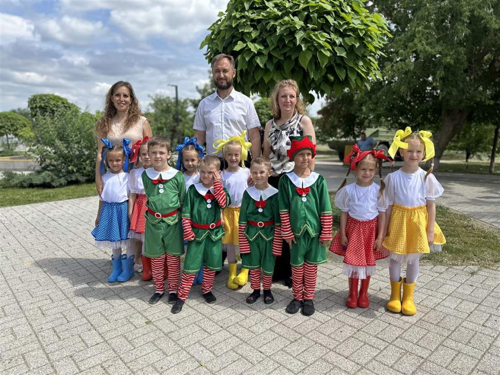 Яркий праздник подарили детям сотрудники Дома культуры «Заречный»