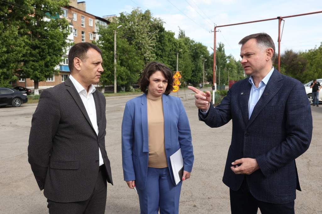 Юрий Слюсарь: деньги на ремонт дорог должны расходоваться с высоким КПД