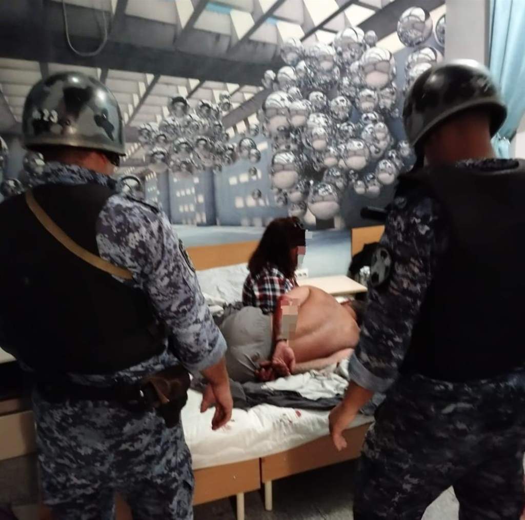 Нападение в гостинице: пострадавшая получила ножевые ранения