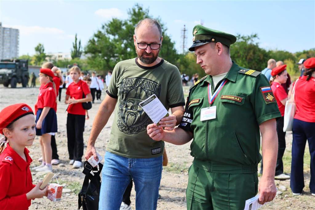 Мобильный пункт отбора на военную службу организовали в Аксае
