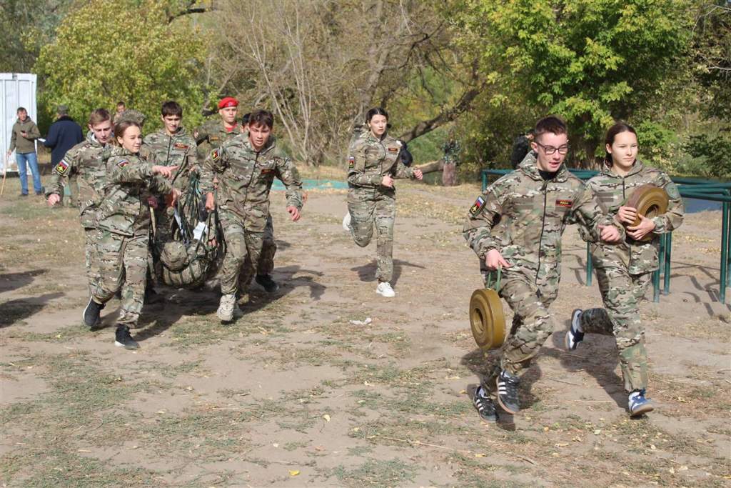 «Русичи» показали ловкость и выносливость
