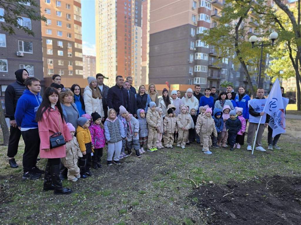 В Ростове появились две новые аллеи, посвященные участникам спецоперации