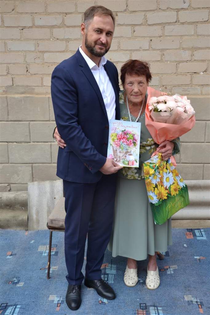 90 лет верности казачьим традициям: история белокалитвинки Тамары Какичевой