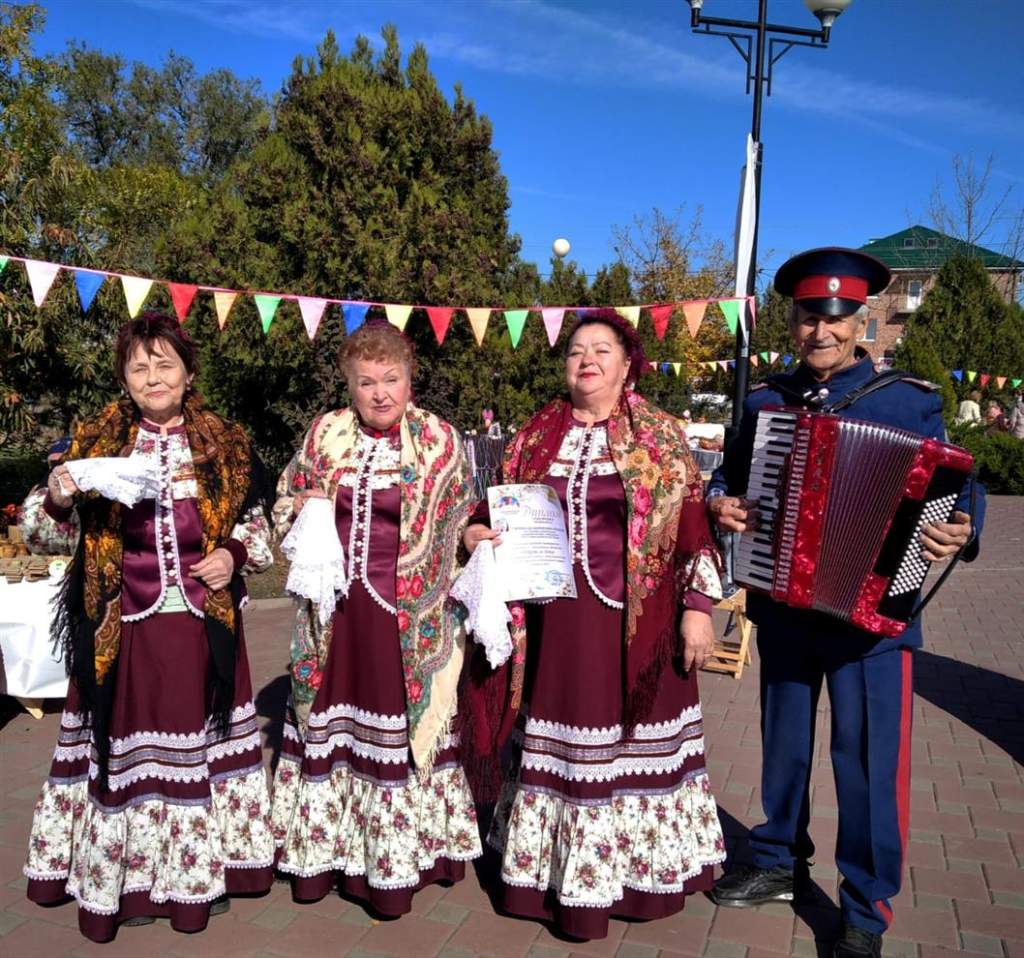 «Покрова-на-Дону-2025»: успешное выступление белокалитвинского народного хора