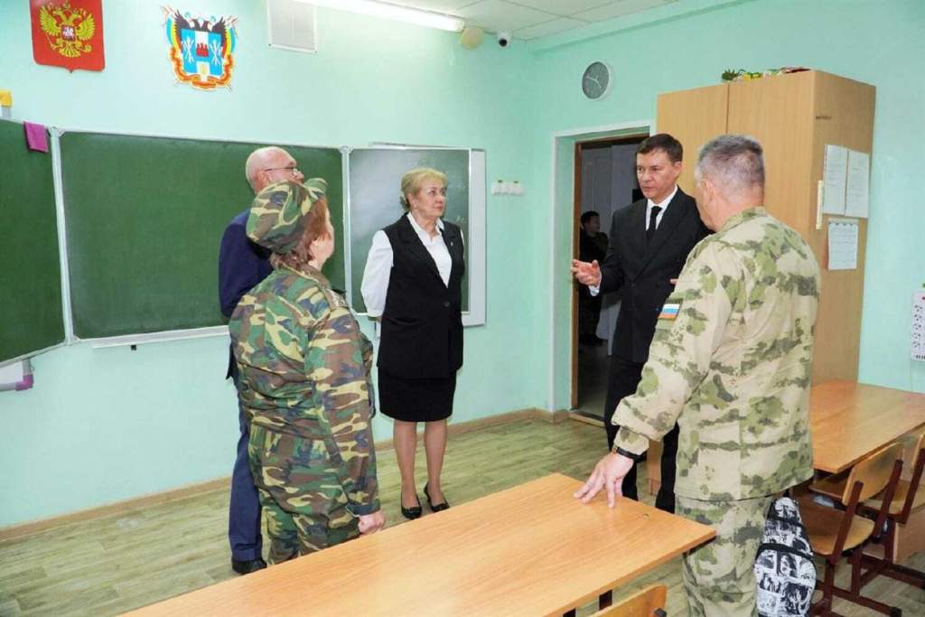 Ольга Мельникова и Сергей Красавин обсудили развитие казачьего образования