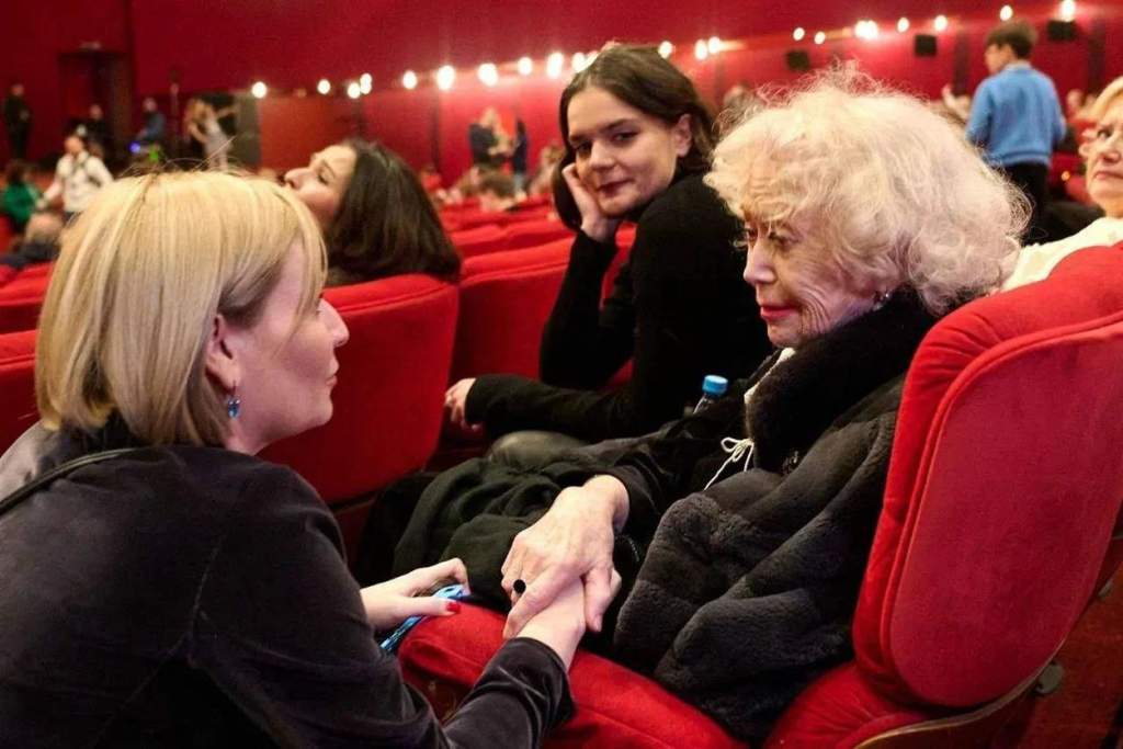 Министр культуры РФ Ольга Любимова посетила премьеру сказки «Буратино»