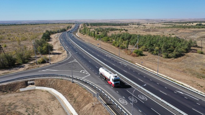 В России ввели в эксплуатацию почти 5 тысяч километров федеральных и более 10 тысяч км региональных и местных дорог