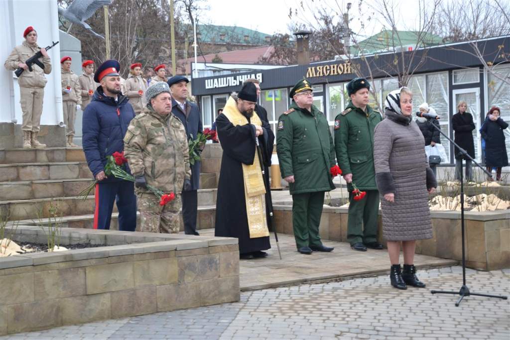Мемориал героям СВО открыли в Белой Калитве