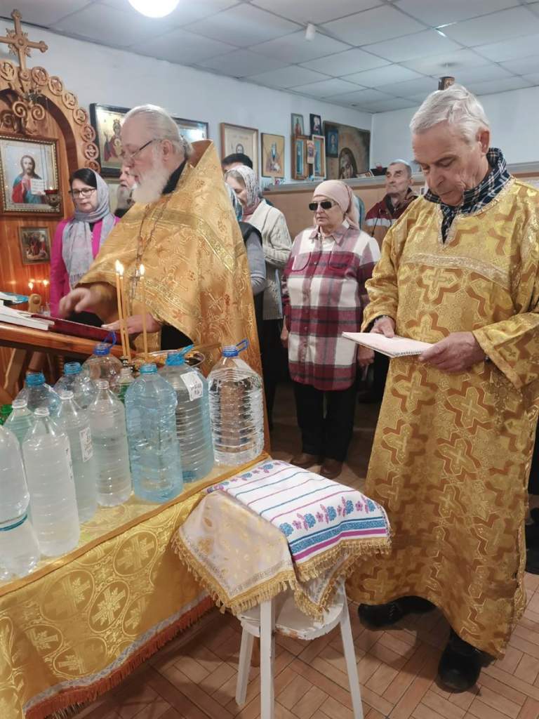 Расписание богослужений и Великого освящения воды