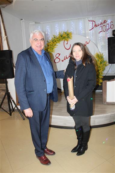 «Дэлис» радует посетительниц в преддверии 8 Марта