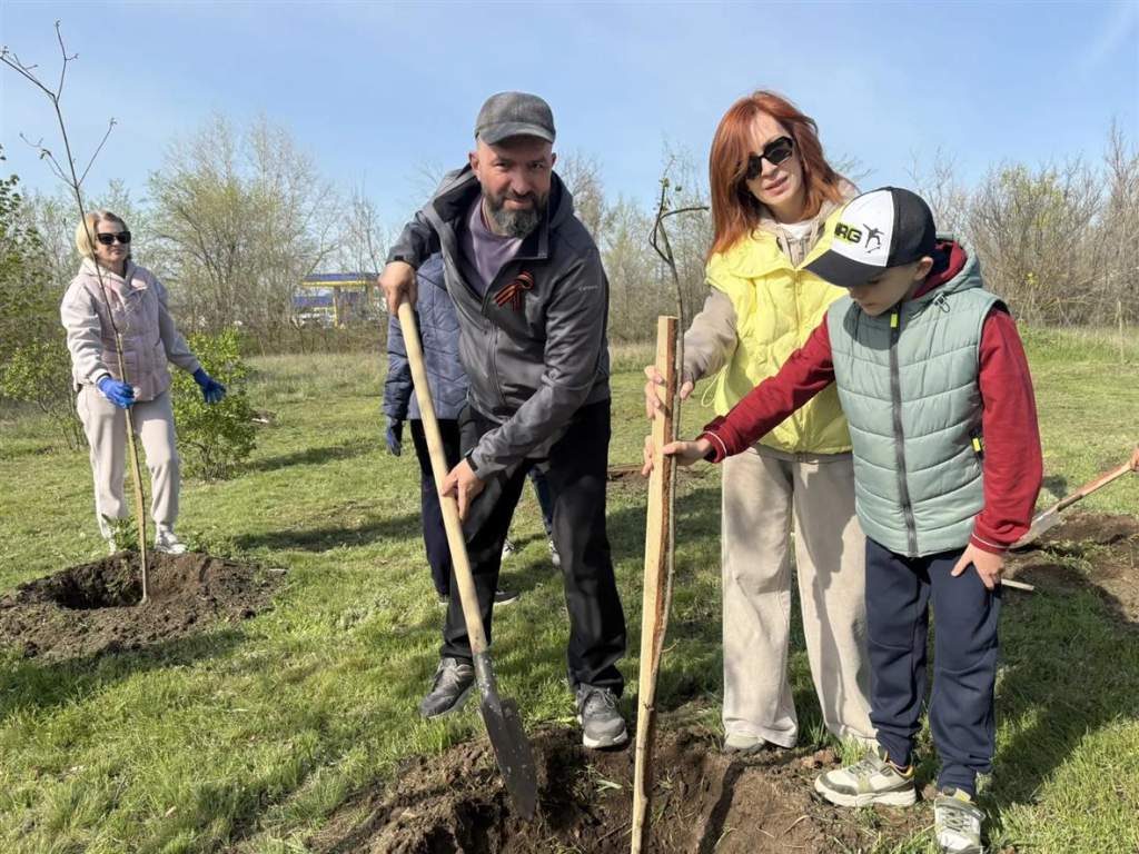 Растите, деревца!