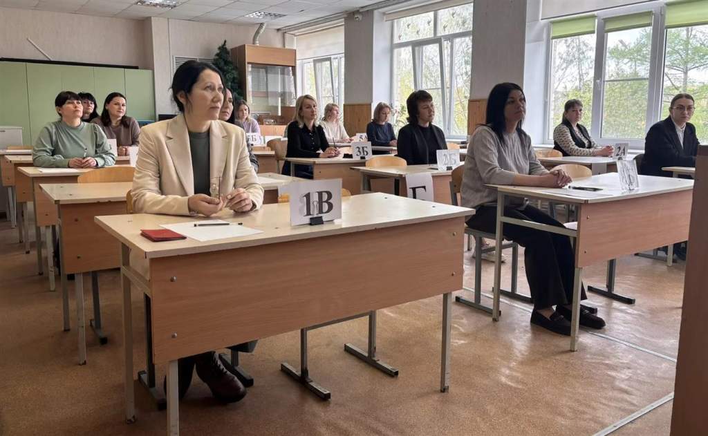 Родители белокалитвинских школьников проверили свои знания по русскому языку