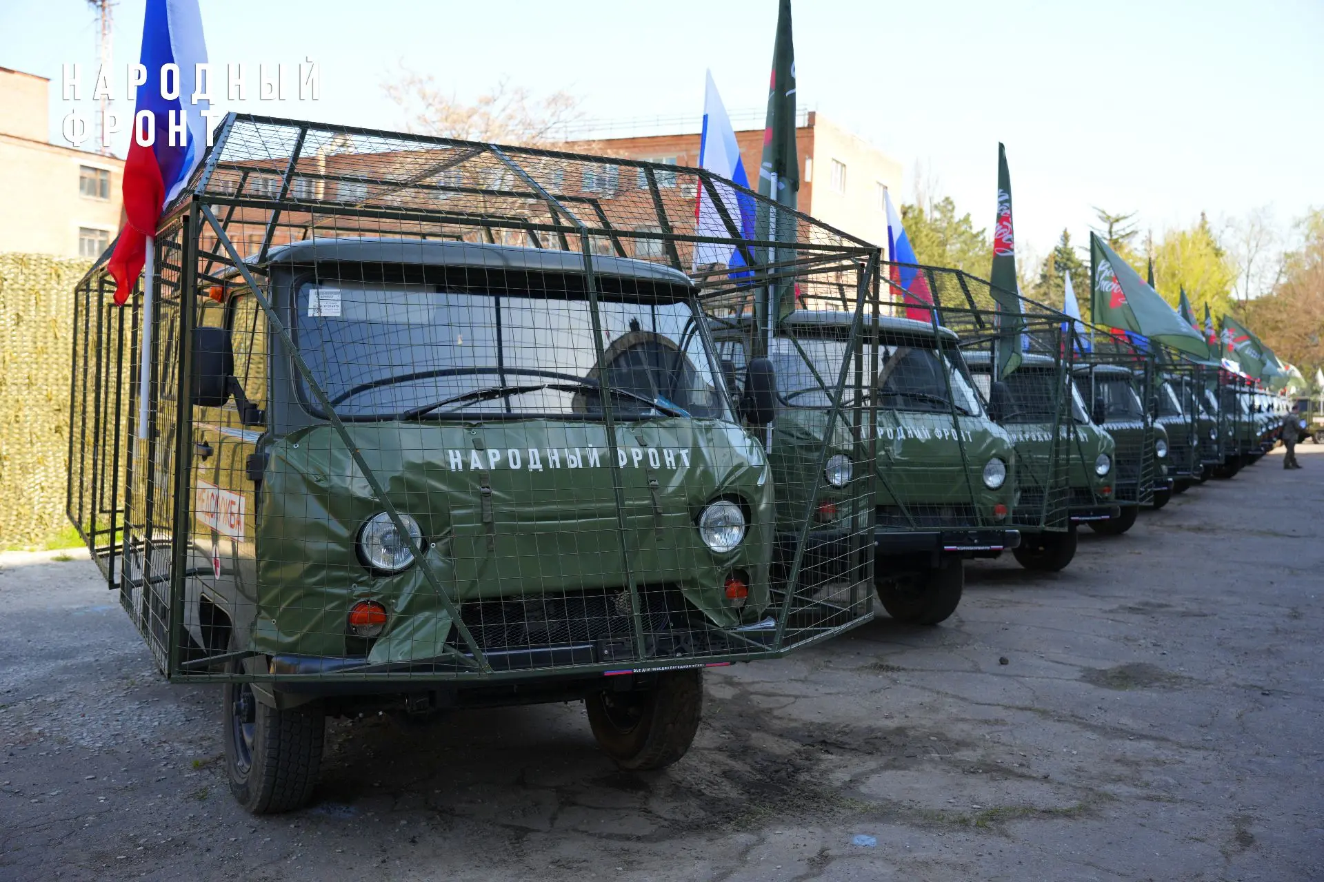 Народный фронт отправил зону СВО защищенные эвакуационные машины