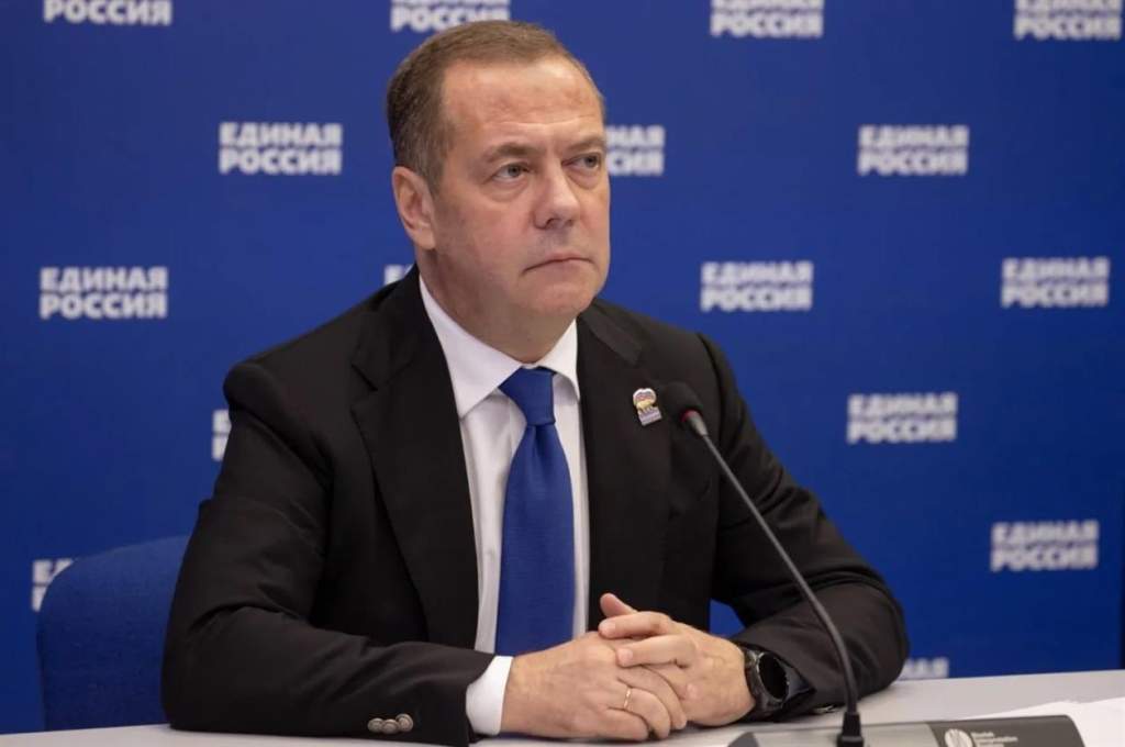 Дмитрий Медведев обратился к участникам предварительного голосования «Единой России»