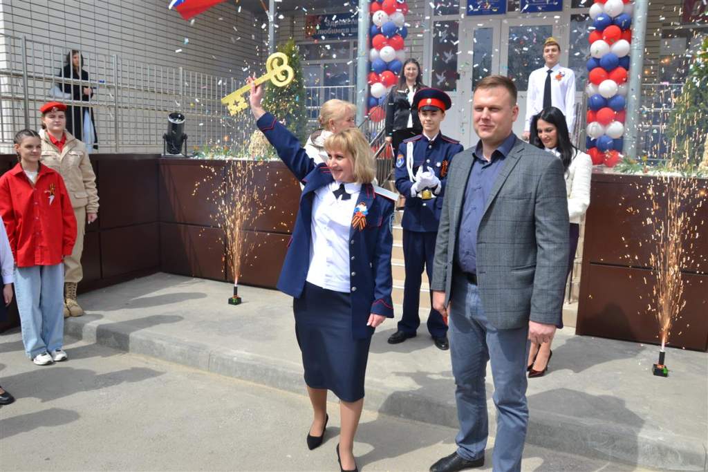 В Белокалитвинском районе обновленная школа встретила учеников